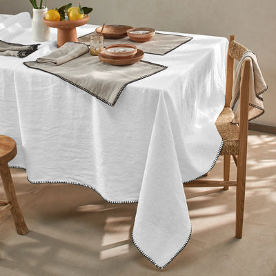 Nappe rect. point de cheval en lin lavé blanc optique