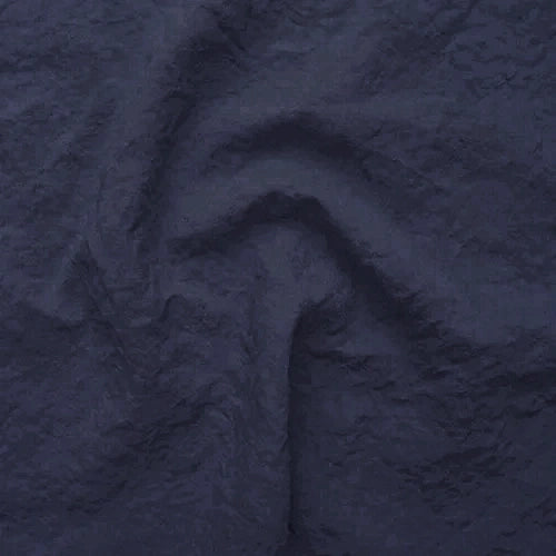 Swatch pour chemin de table lin lavé à volants bleu nuit