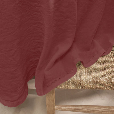 Nappe ovale en lin lavé ajouré sur mesure brique
