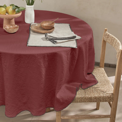 Nappe ronde en lin lavé avec point de cheval rouge brique