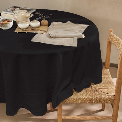 Nappe ronde en lin ajouré noire