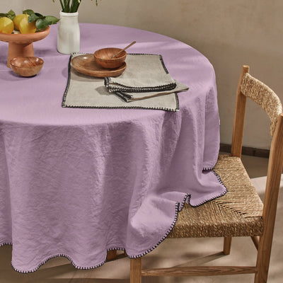 Nappe sur mesure ronde en lin lavé avec point de cheval lilas