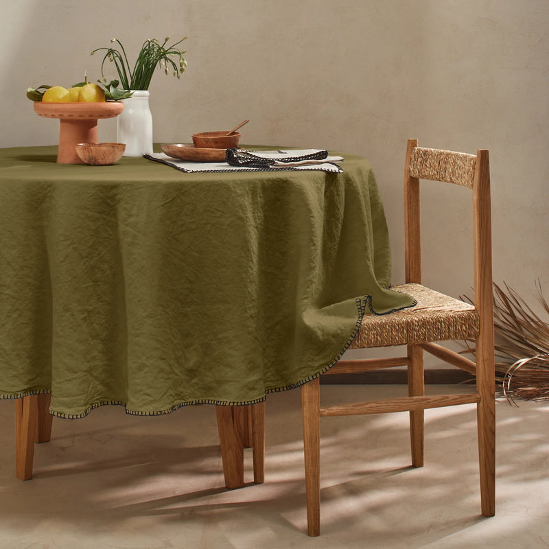 Nappe ronde en lin avec point de cheval vert olive