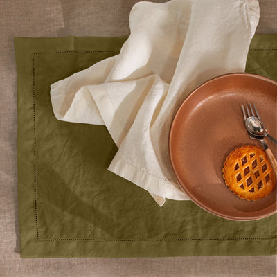 Sets de table ajouré en lin vert olive