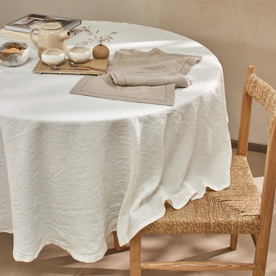 Nappe ronde sur mesure en lin ajouré ivoire