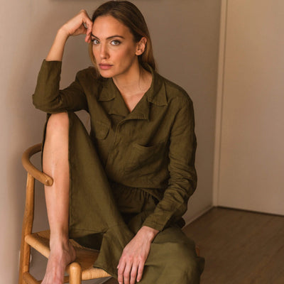 Pantalon style "Tokyo" en lin doux #colour_olive-verte