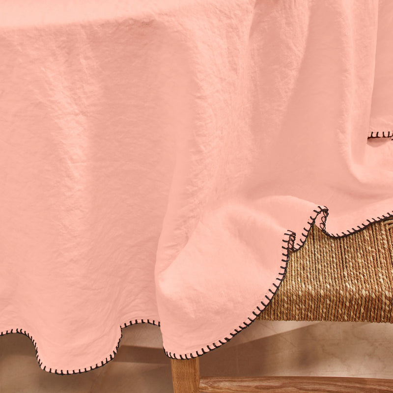 Nappe en lin ronde sur mesure avec point de cheval rose
