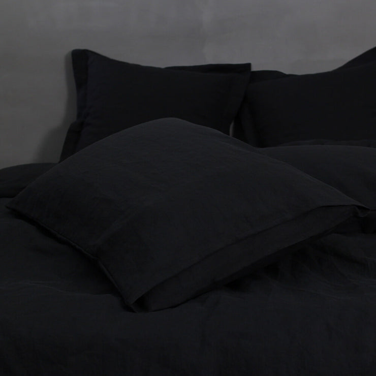 Linen Pillowcases in Jet-Black - Linenshed