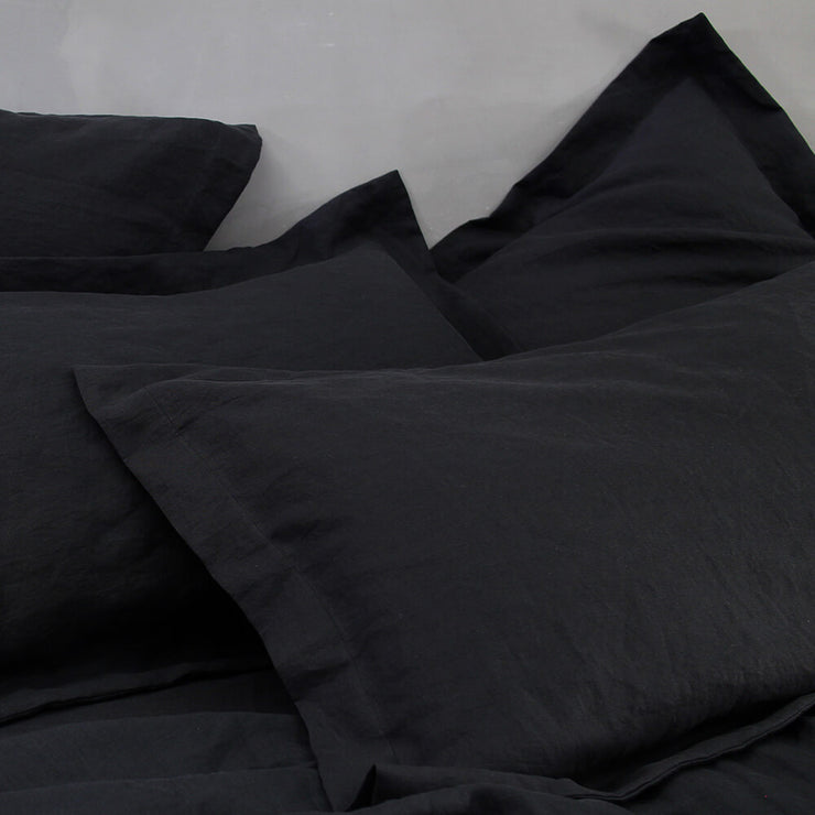 Flanged Pillowcases (set of 2) Jet-Black