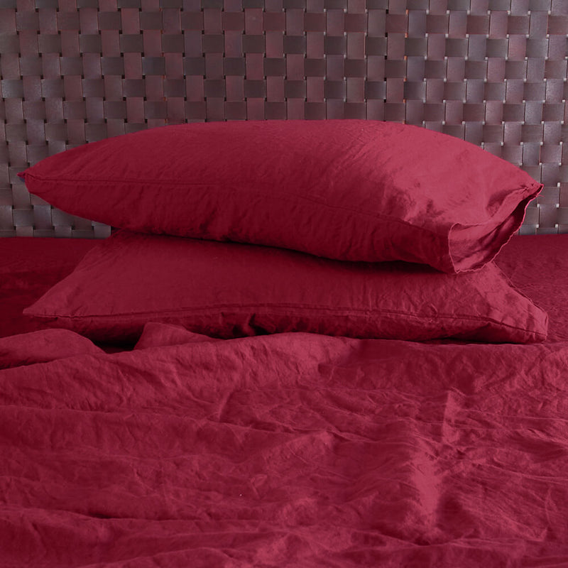 Plain Linen Pillowcases (set of 2) - Burgundy