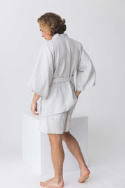  Short bathrobe in washed linen “Orlando”