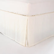 Split corner bed skirt #colour_ivoire